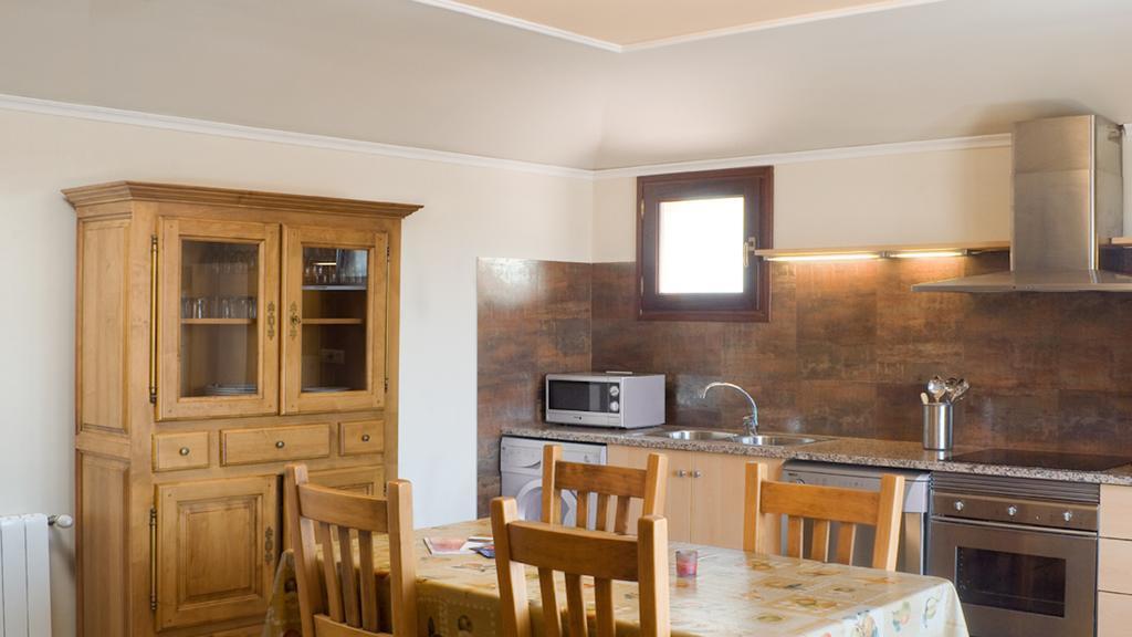 Can Garriga II I III Apartment การ์ริเกญา ภายนอก รูปภาพ