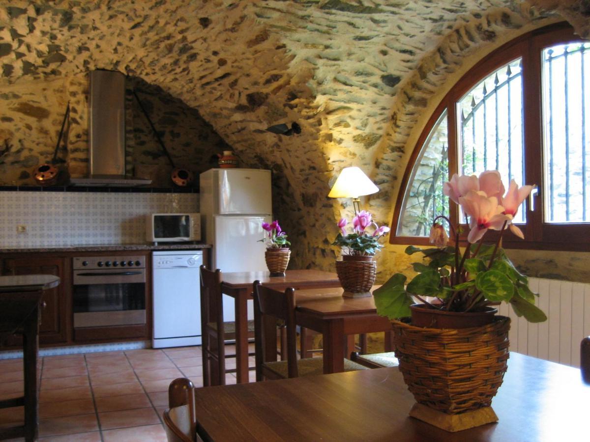 Can Garriga II I III Apartment การ์ริเกญา ภายนอก รูปภาพ